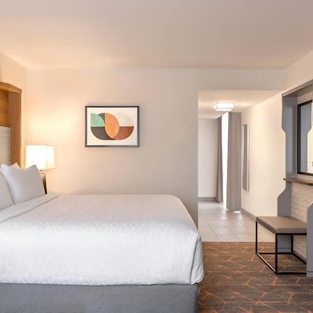 Doubletree By Hilton Fort Worth South Esterno foto
