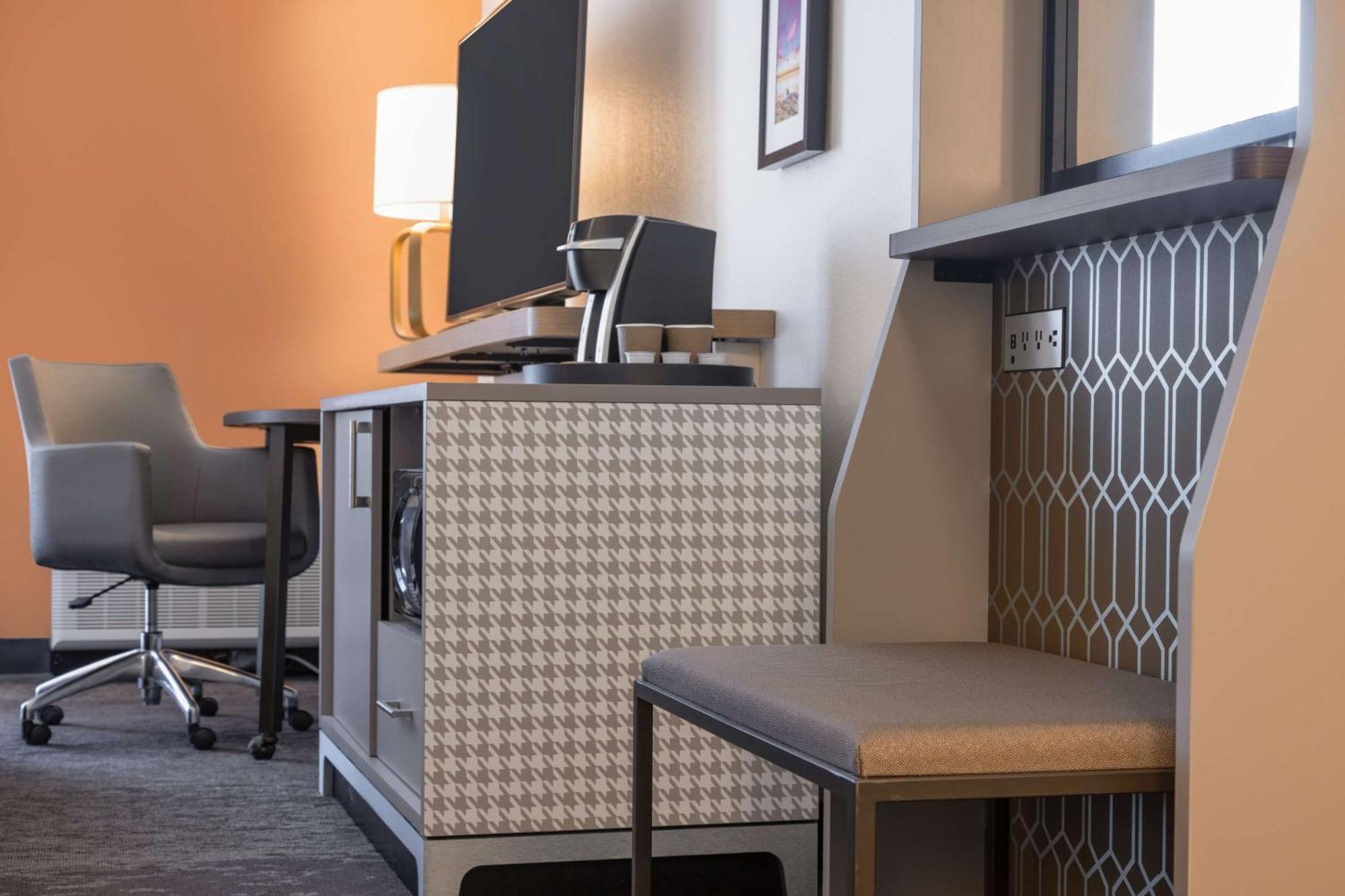 Doubletree By Hilton Fort Worth South Esterno foto