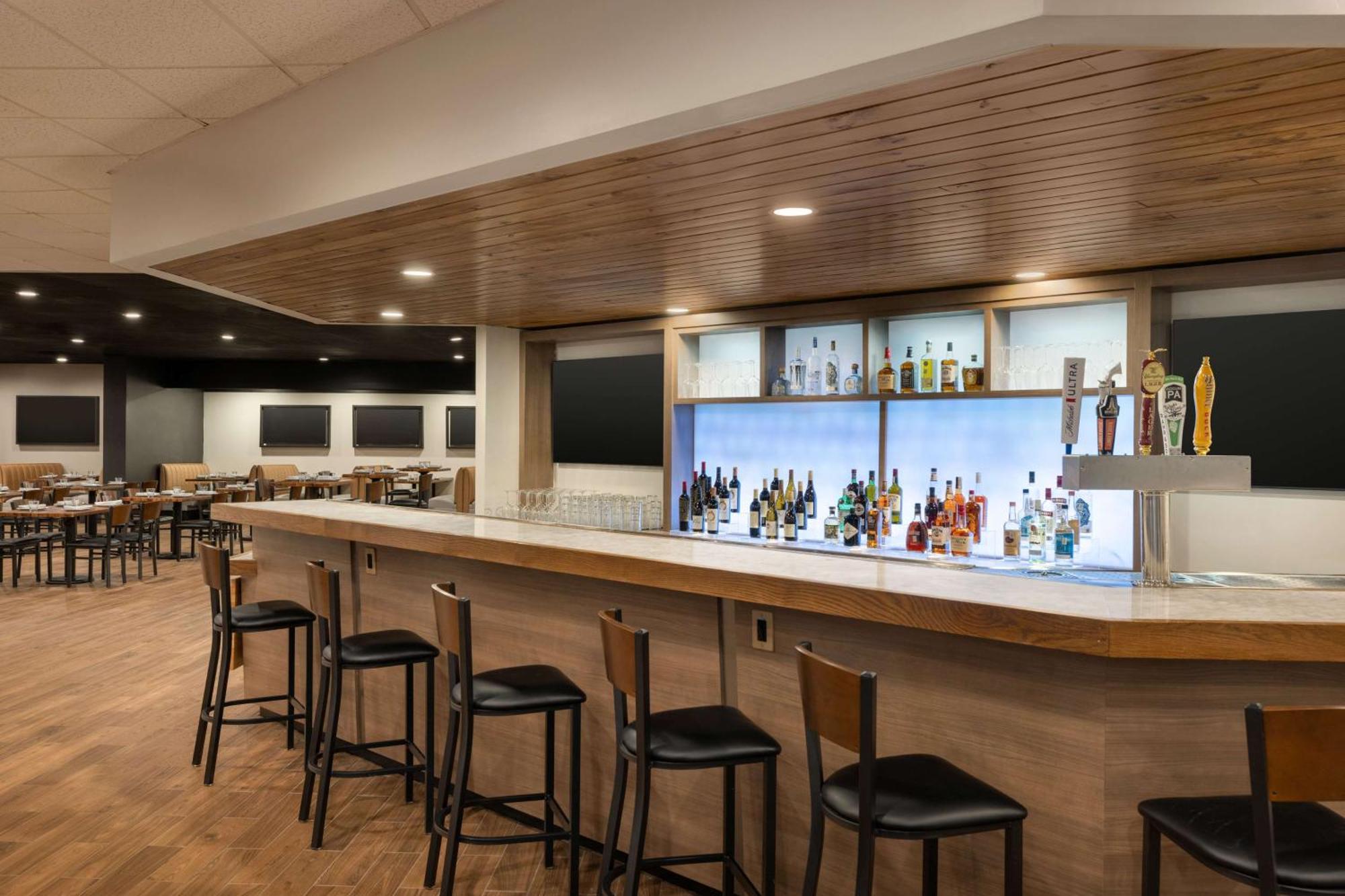 Doubletree By Hilton Fort Worth South Esterno foto