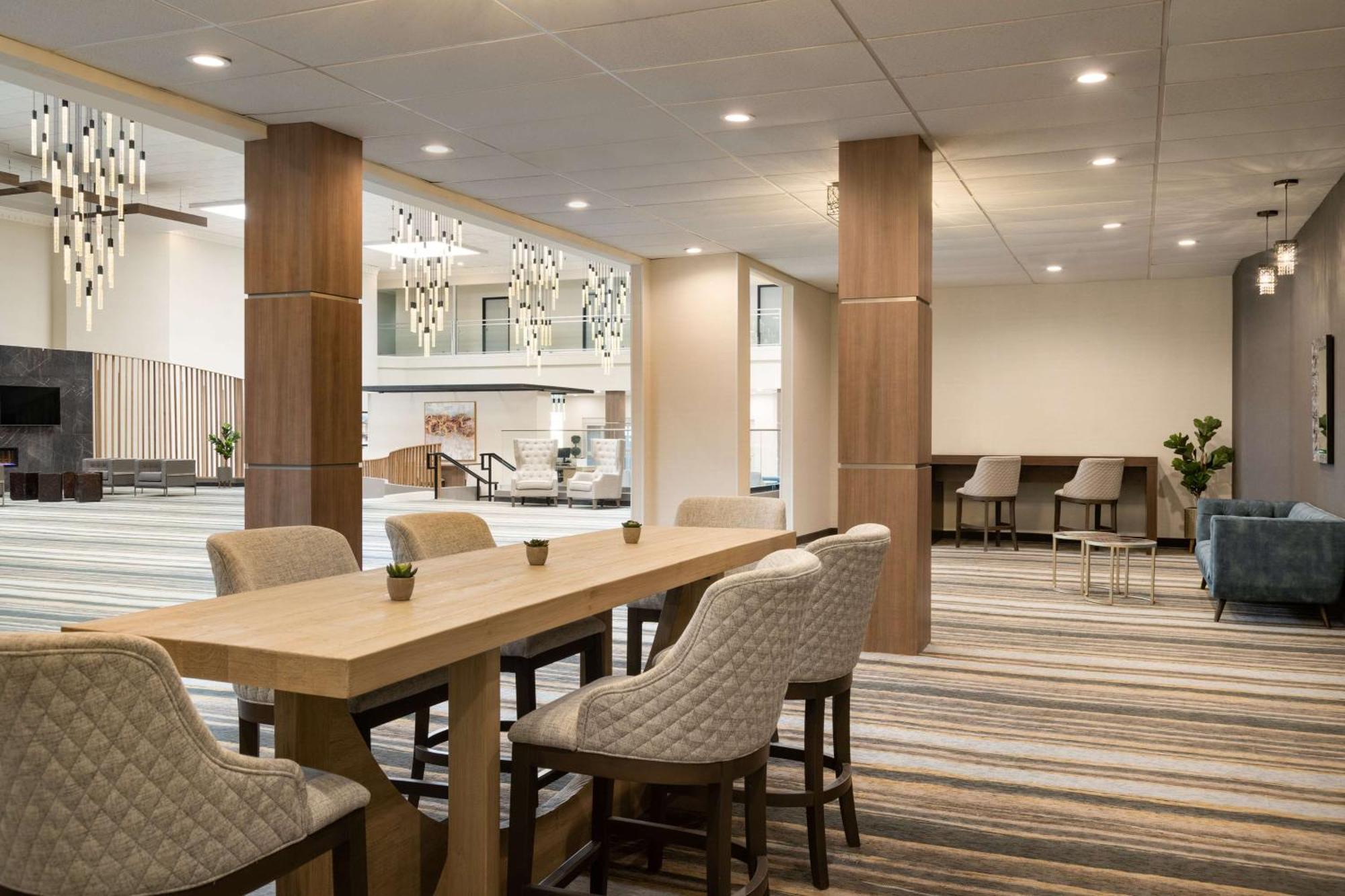 Doubletree By Hilton Fort Worth South Esterno foto