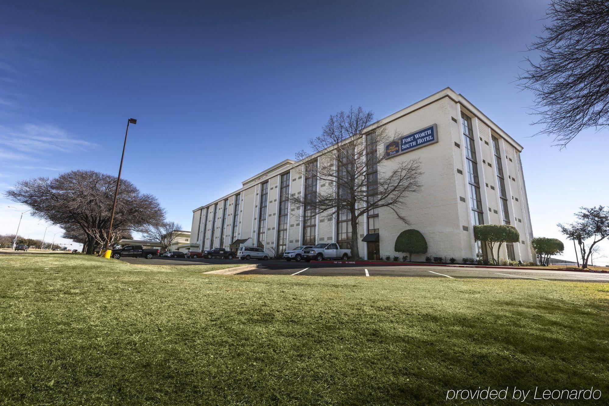 Doubletree By Hilton Fort Worth South Esterno foto