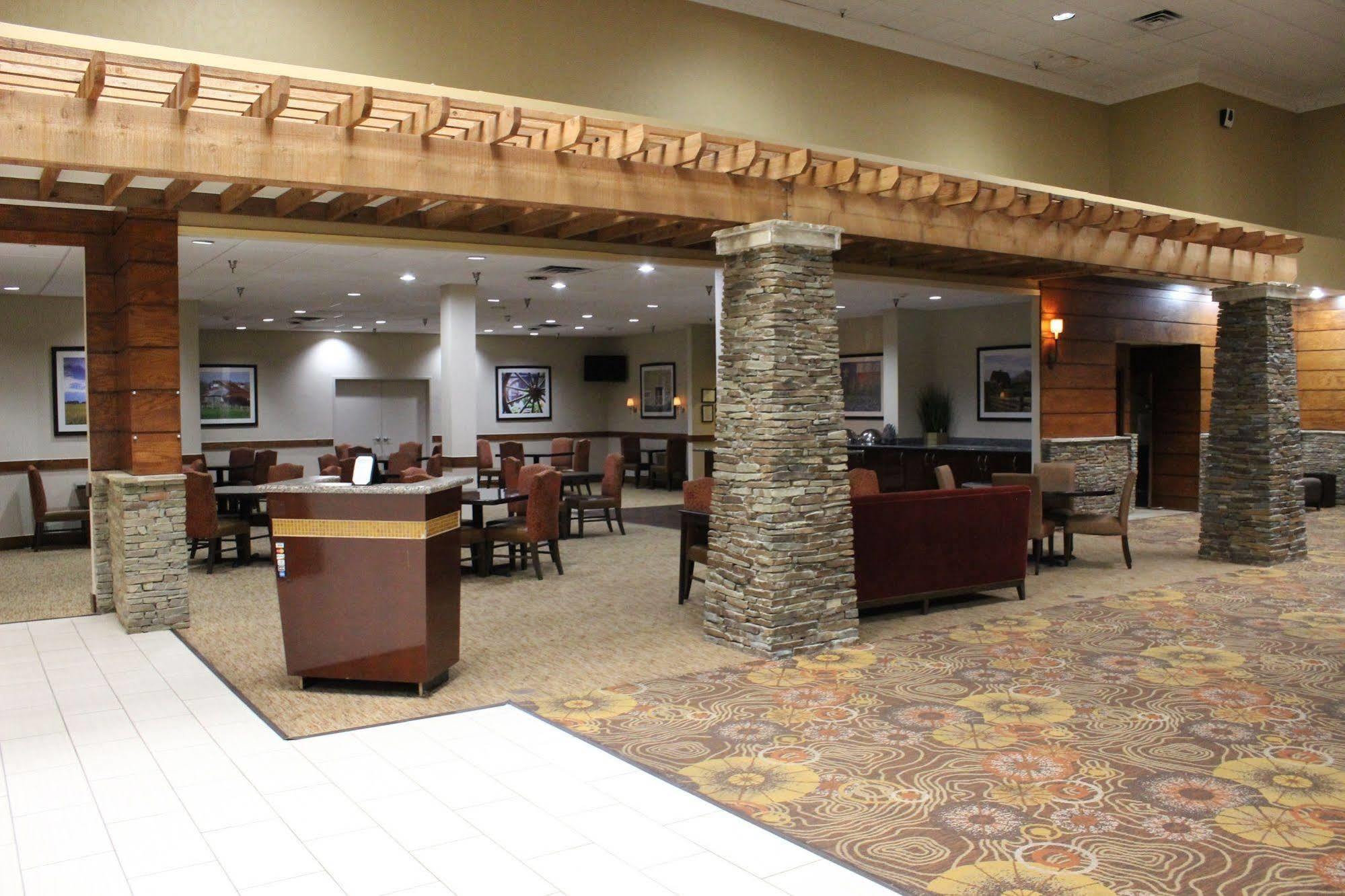 Doubletree By Hilton Fort Worth South Esterno foto