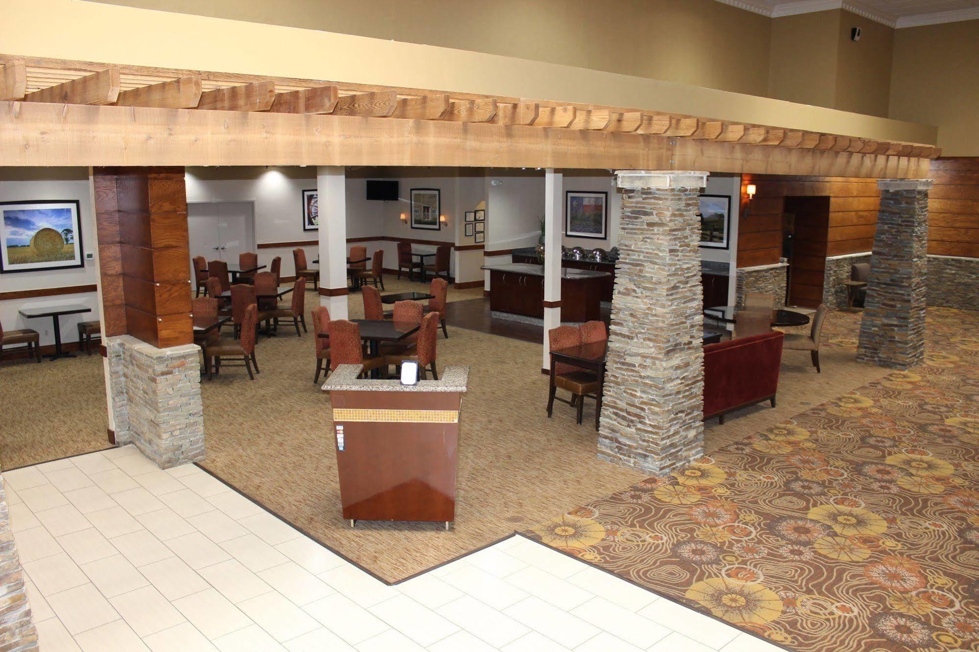 Doubletree By Hilton Fort Worth South Esterno foto