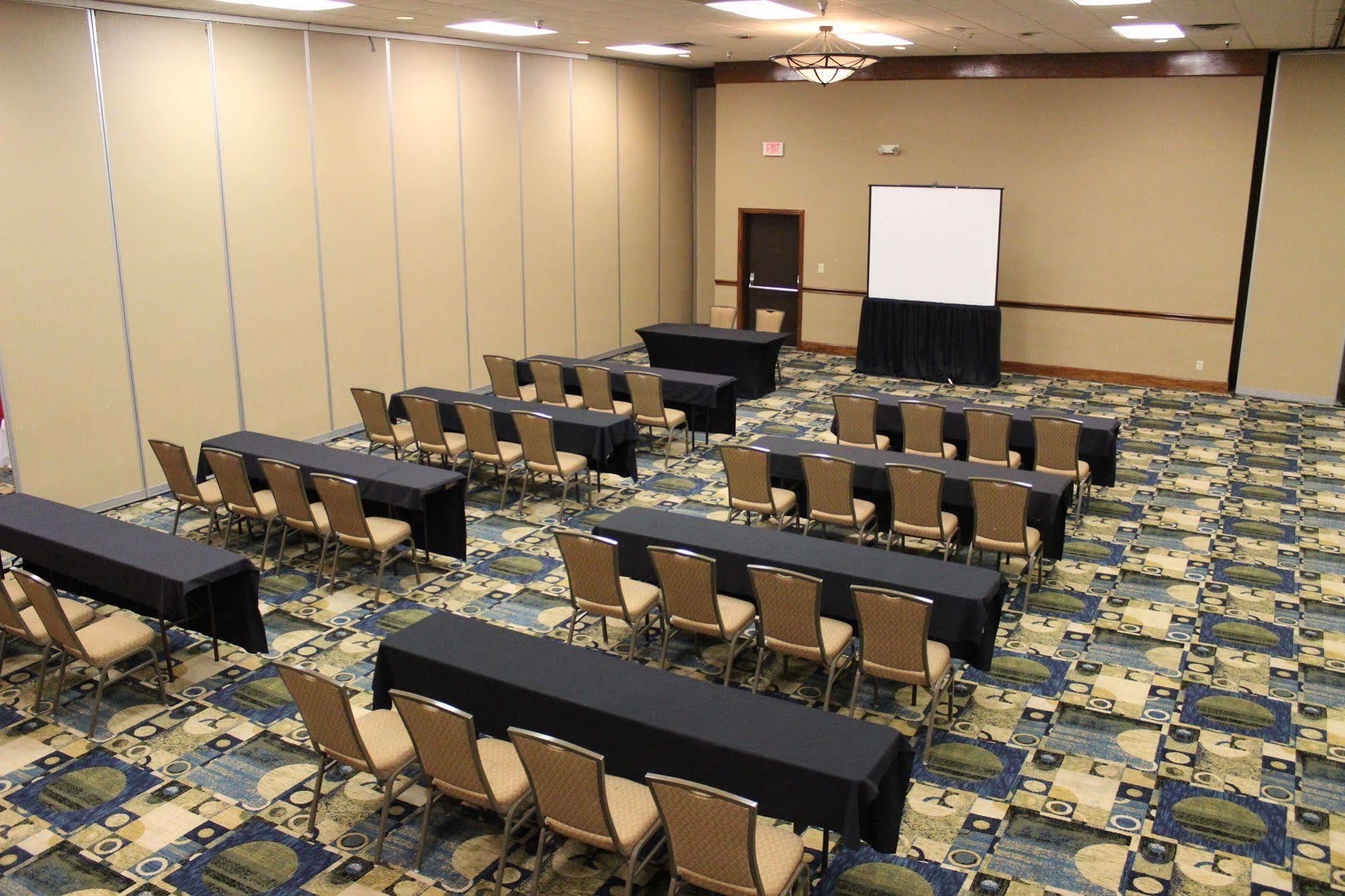 Doubletree By Hilton Fort Worth South Esterno foto